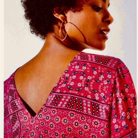 Loft Floral mosaic, Low V Back Blouse  XS Pink Multi Patchwork Boho Crop - Picture 5 of 13